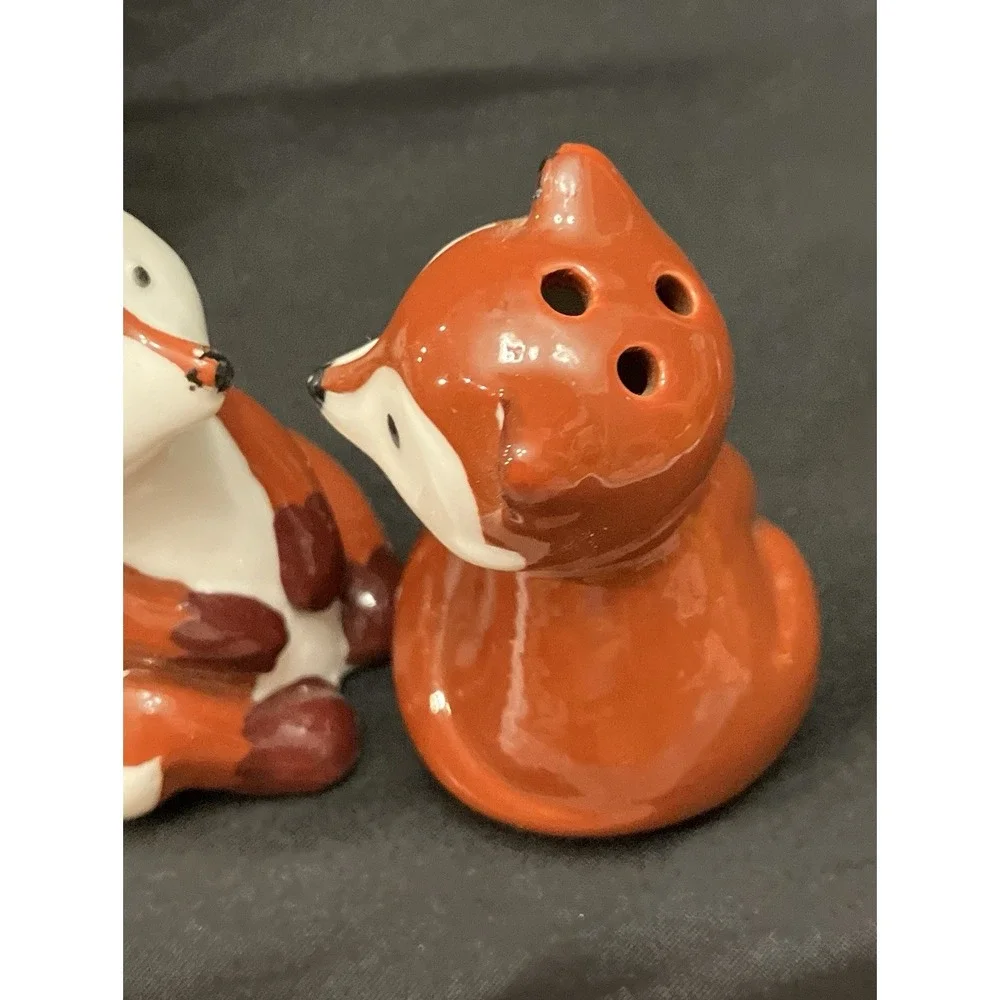 Foxy Sweetheart Brown Fox Couple Salt & Pepper Shakers Glossy Kitchen Decor